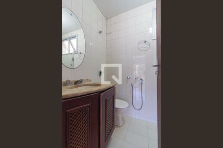 Apartamento para alugar com 171m², 3 quartos e 2 vagas Apartamento para alugar com 171m², 3 quartos e 2 vagasBanheiro Social