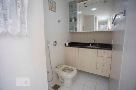 banheiro social de apartamento à venda com 2 quartos, 66m² em Tijuca, Rio de Janeiro