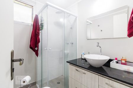Banheiro de apartamento para alugar com 2 quartos, 53m² em Bela Vista, São Paulo