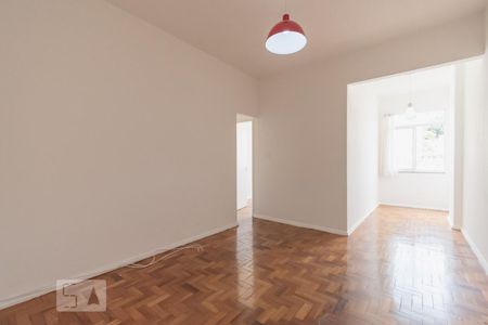 Sala de apartamento para alugar com 1 quarto, 45m² em Catete, Rio de Janeiro