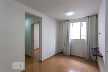 Sala de apartamento para alugar com 2 quartos, 48m² em Jardim Márcia, Campinas