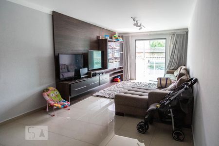 Sala de casa para alugar com 3 quartos, 150m² em Cidade Patriarca, São Paulo