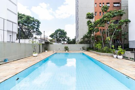 Apartamento à venda com 255m², 4 quartos e 3 vagas Apartamento à venda com 255m², 4 quartos e 3 vagasPiscina