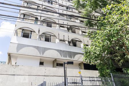 Apartamento à venda com 255m², 4 quartos e 3 vagas Apartamento à venda com 255m², 4 quartos e 3 vagasFachada