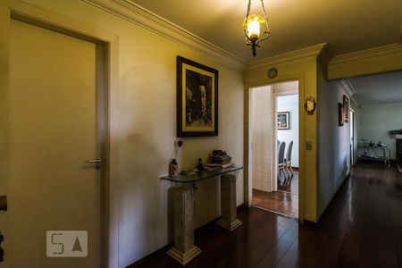 Apartamento à venda com 255m², 4 quartos e 3 vagas