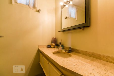 Apartamento à venda com 255m², 4 quartos e 3 vagas