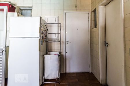 Apartamento à venda com 255m², 4 quartos e 3 vagas Apartamento à venda com 255m², 4 quartos e 3 vagasServiço