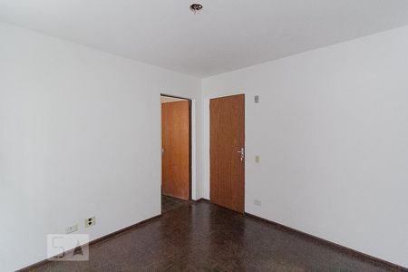 Sala de apartamento para alugar com 1 quarto, 33m² em Rebouças, Curitiba