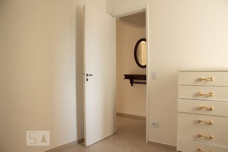 Quarto 2 de apartamento para alugar com 2 quartos, 65m² em Vila Guarani (z Sul), São Paulo