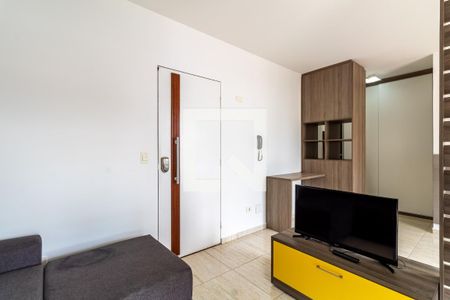 Sala e cozinha de kitnet/studio para alugar com 1 quarto, 38m² em Vila Augusta, Guarulhos