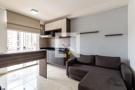 Sala e cozinha de kitnet/studio para alugar com 1 quarto, 38m² em Vila Augusta, Guarulhos