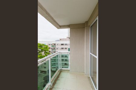 Varanda Sala de apartamento à venda com 2 quartos, 62m² em Taquara (jacarepaguá), Rio de Janeiro