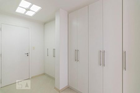 Closet da Suite de apartamento à venda com 4 quartos, 170m² em Vila Bastos, Santo André