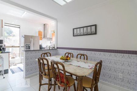 Apartamento para alugar com 170m², 4 quartos e 3 vagas Apartamento para alugar com 170m², 4 quartos e 3 vagasCopa