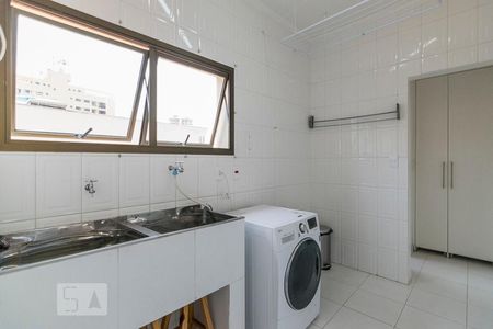 Apartamento para alugar com 170m², 4 quartos e 3 vagas Apartamento para alugar com 170m², 4 quartos e 3 vagasÁrea de Serviço