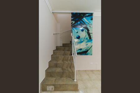 Escada de casa à venda com 2 quartos, 85m² em Parque Boturussu, São Paulo
