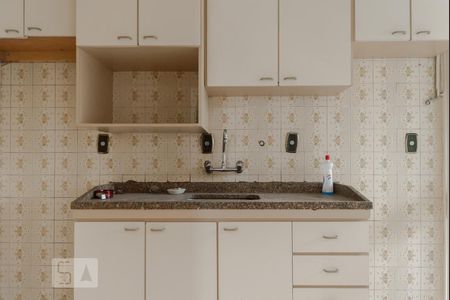 Cozinha de apartamento à venda com 1 quarto, 58m² em Jardim Paulista, São Paulo