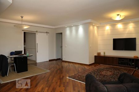 Sala de apartamento para alugar com 3 quartos, 130m² em Vila Sônia, São Paulo