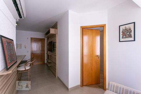Sala de apartamento à venda com 1 quarto, 43m² em Menino Deus, Porto Alegre