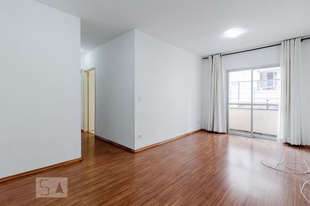 Sala de apartamento à venda com 3 quartos, 80m² em Vila Carrão, São Paulo