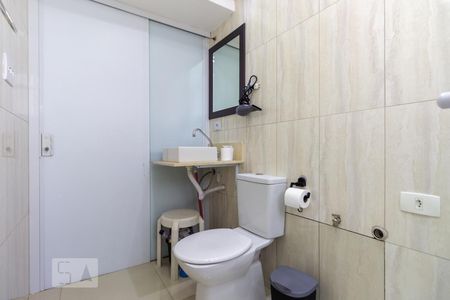 Banheiro de kitnet/studio à venda com 1 quarto, 32m² em Consolação, São Paulo