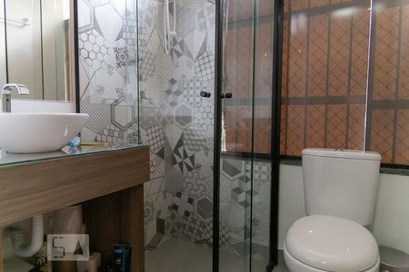 Casa para alugar com 200m², 3 quartos e 2 vagas Casa para alugar com 200m², 3 quartos e 2 vagasBanheiro do Corredor dos quartos