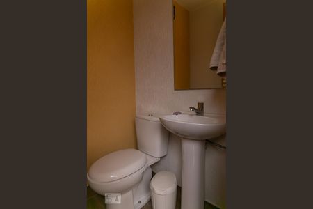 Casa para alugar com 200m², 3 quartos e 2 vagas Casa para alugar com 200m², 3 quartos e 2 vagasEspaço Gourmet - Banheiro