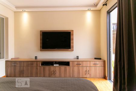 Casa para alugar com 200m², 3 quartos e 2 vagas Casa para alugar com 200m², 3 quartos e 2 vagasSuíte