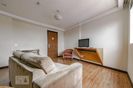 Sala de apartamento para alugar com 1 quarto, 55m² em Centro, São José dos Pinhais