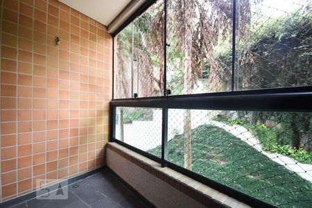 Varanda de apartamento para alugar com 2 quartos, 70m² em Vila Andrade, São Paulo