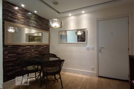 Sala  de apartamento para alugar com 2 quartos, 70m² em Jacarepaguá, Rio de Janeiro