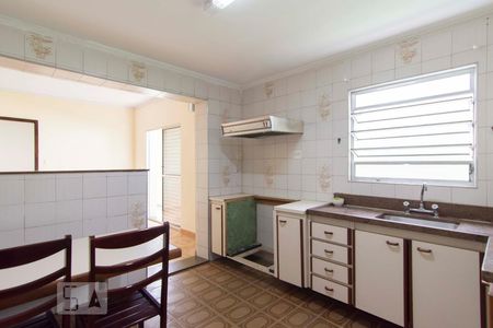 Cozinha de casa para alugar com 2 quartos, 106m² em Vila Arcádia, São Paulo