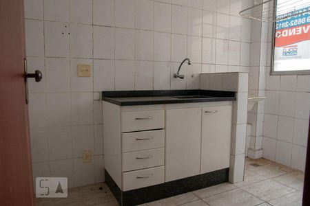 Cozinha de apartamento para alugar com 2 quartos, 54m² em São João Batista (venda Nova), Belo Horizonte