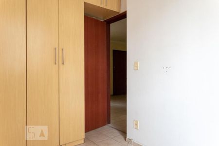 Quarto 1 de apartamento para alugar com 2 quartos, 54m² em São João Batista (venda Nova), Belo Horizonte
