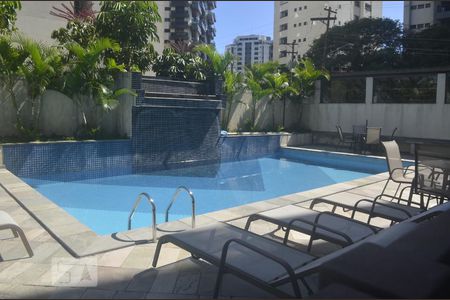 Piscina de apartamento à venda com 2 quartos, 78m² em Vila Andrade, São Paulo
