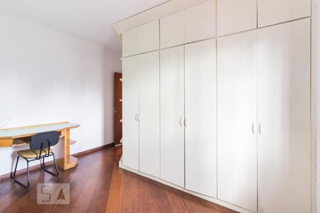 Quarto 2 de casa para alugar com 3 quartos, 180m² em Sítio do Morro, São Paulo