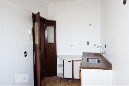 Cozinha de apartamento para alugar com 2 quartos, 66m² em Vila Buarque, São Paulo