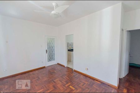 Cozinha de apartamento para alugar com 2 quartos, 60m² em Vila Isabel, Rio de Janeiro