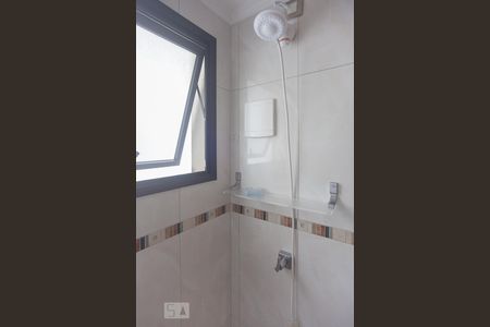 Banheiro de apartamento à venda com 3 quartos, 82m² em Jardim do Lago, Campinas