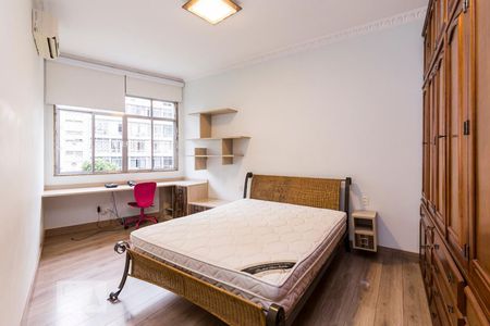 Quarto 1 de apartamento para alugar com 2 quartos, 80m² em Flamengo, Rio de Janeiro