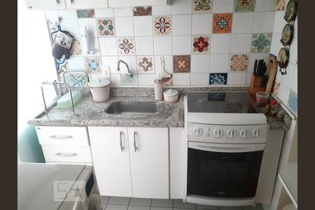 Cozinha  de apartamento à venda com 2 quartos, 55m² em Imirim, São Paulo