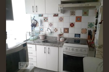 Cozinha  de apartamento à venda com 2 quartos, 60m² em Imirim, São Paulo