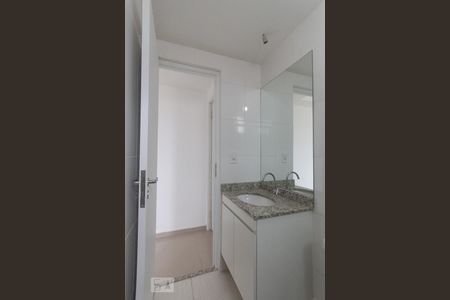 Banheiro de apartamento para alugar com 2 quartos, 87m² em Vila Sônia, São Paulo