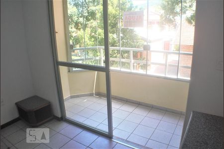 Porta Sacada da Sala de apartamento para alugar com 2 quartos, 84m² em Canasvieiras, Florianópolis