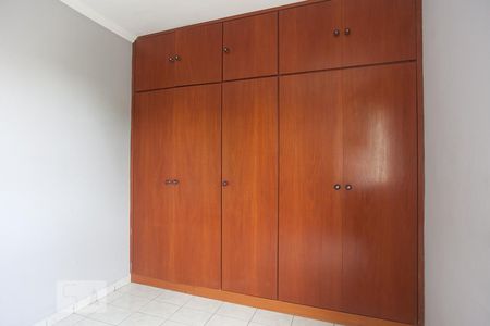 Quarto 2 de apartamento para alugar com 2 quartos, 55m² em Jardim dos Oliveiras, Campinas