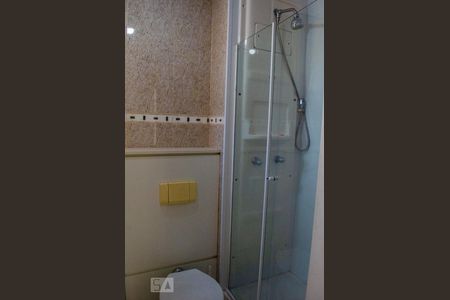 Banheiro de apartamento para alugar com 2 quartos, 56m² em Sarandi, Porto Alegre