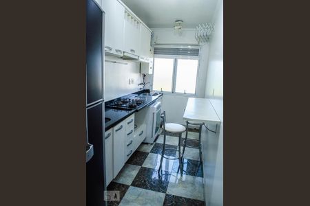 Cozinha de apartamento para alugar com 2 quartos, 56m² em Sarandi, Porto Alegre