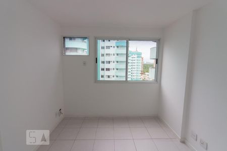 Quarto 1 suíte de apartamento à venda com 2 quartos, 77m² em Barra da Tijuca, Rio de Janeiro