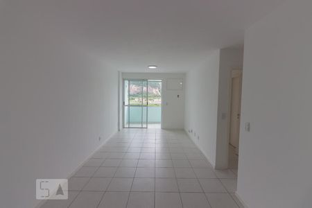 Sala de apartamento à venda com 2 quartos, 77m² em Barra da Tijuca, Rio de Janeiro