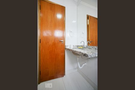 Banheiro de apartamento para alugar com 1 quarto, 36m² em Chácara Califórnia, São Paulo